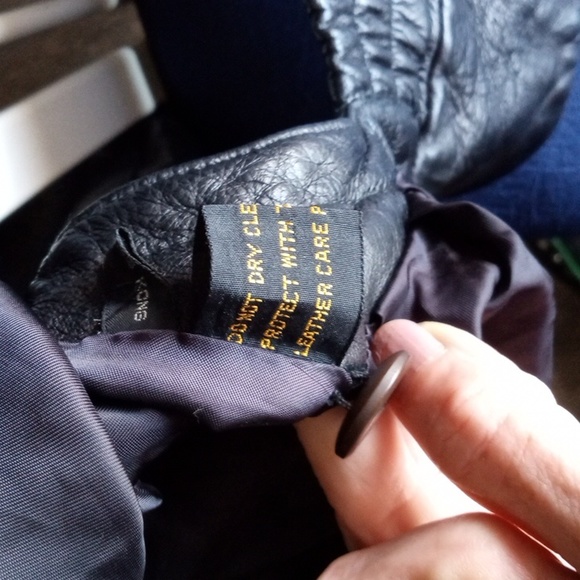 Leather jacket - Picture 6 of 6